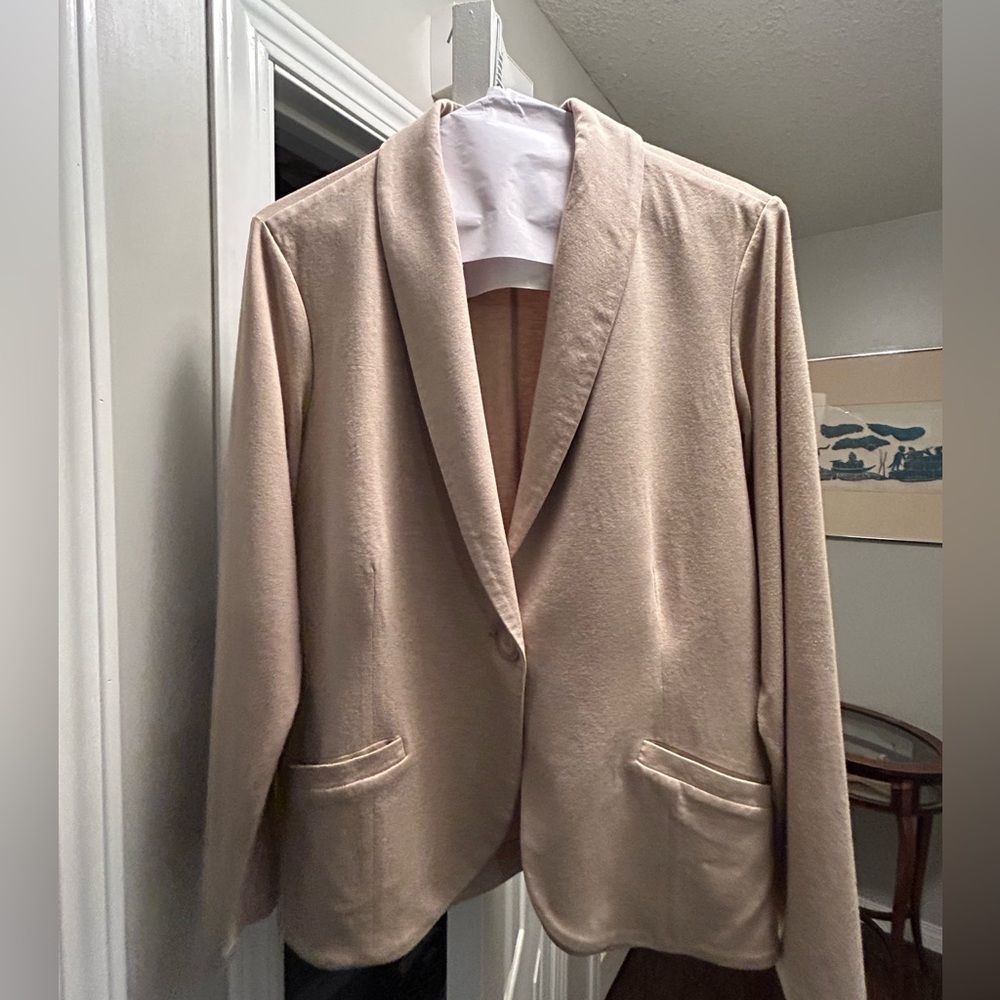 Miik Emily Soft Stretchy Blazer Size XL Camel Melange new cut